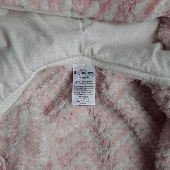 Zigzag Pink and White Little Beginnings Onesie - Picture 4 of 6